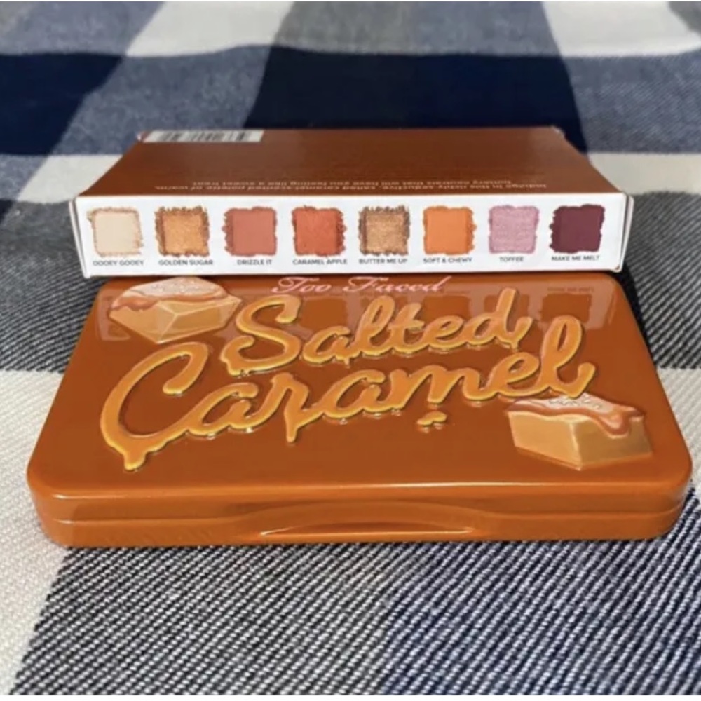 NWT Too Faced Limited Edition Salted Caramel Mini Eyeshadow Pallet - Picture 2 of 8